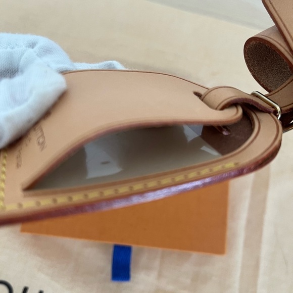 Louis Vuitton Vachetta Luggage Tag with Poignet